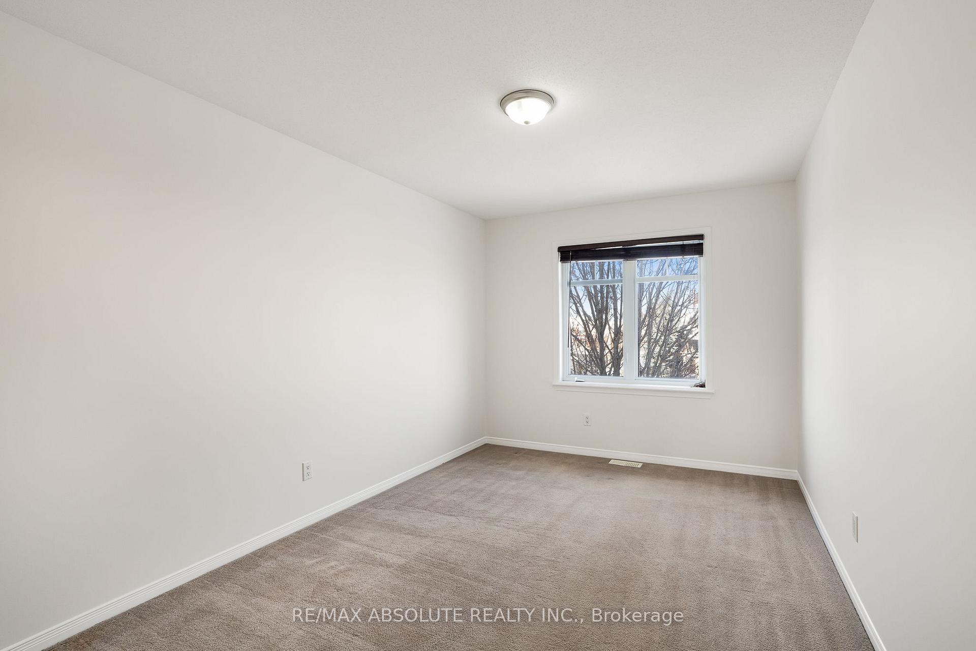 Photo 20 of 728 Nakina Way, Ottawa, Riverside South/Gloucester Glen — HOMEH