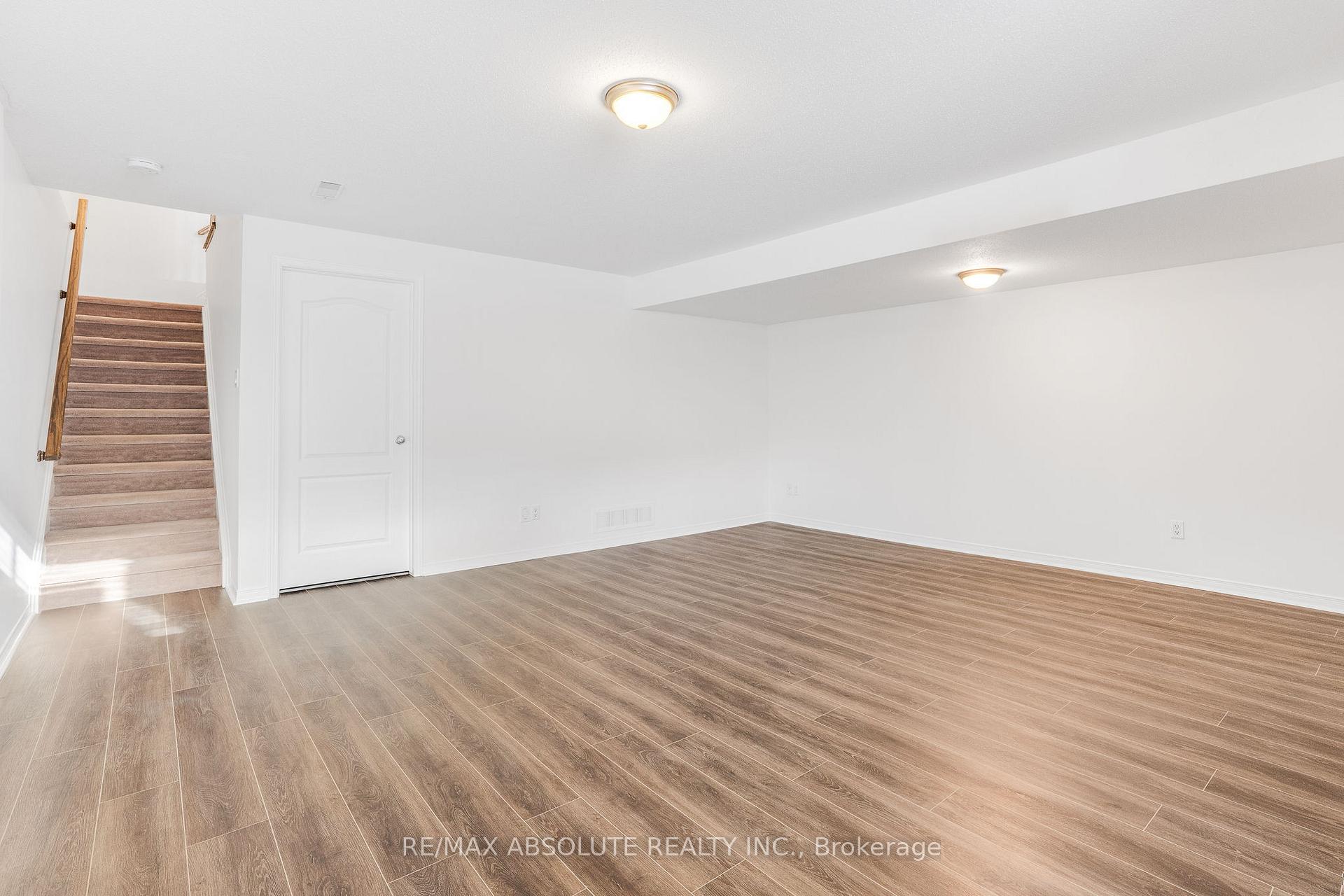 Photo 25 of 728 Nakina Way, Ottawa, Riverside South/Gloucester Glen — HOMEH