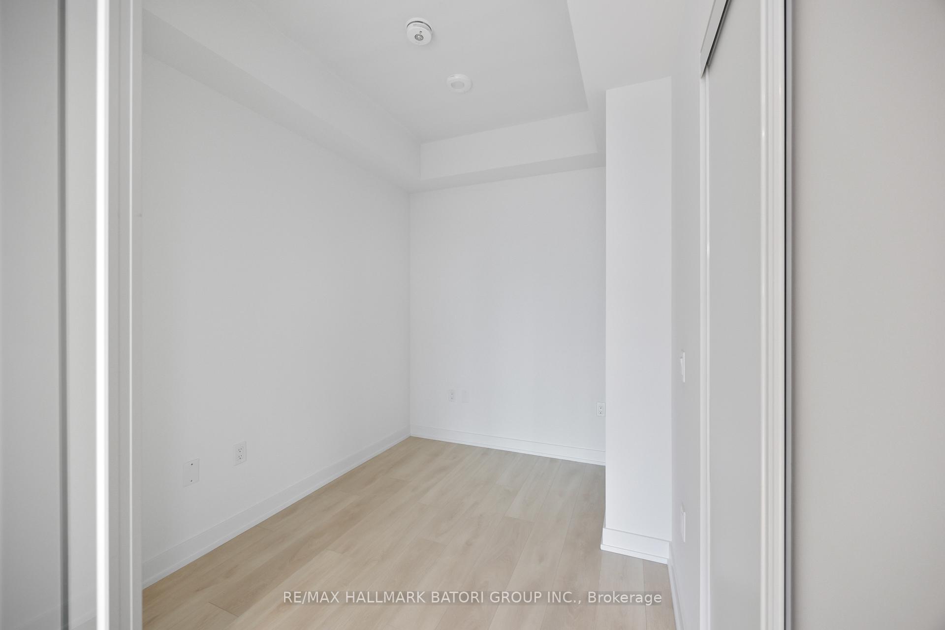 Photo 16 of Unit 1313, 127 Broadway Avenue, Toronto, Yonge-Eglinton — HOMEH