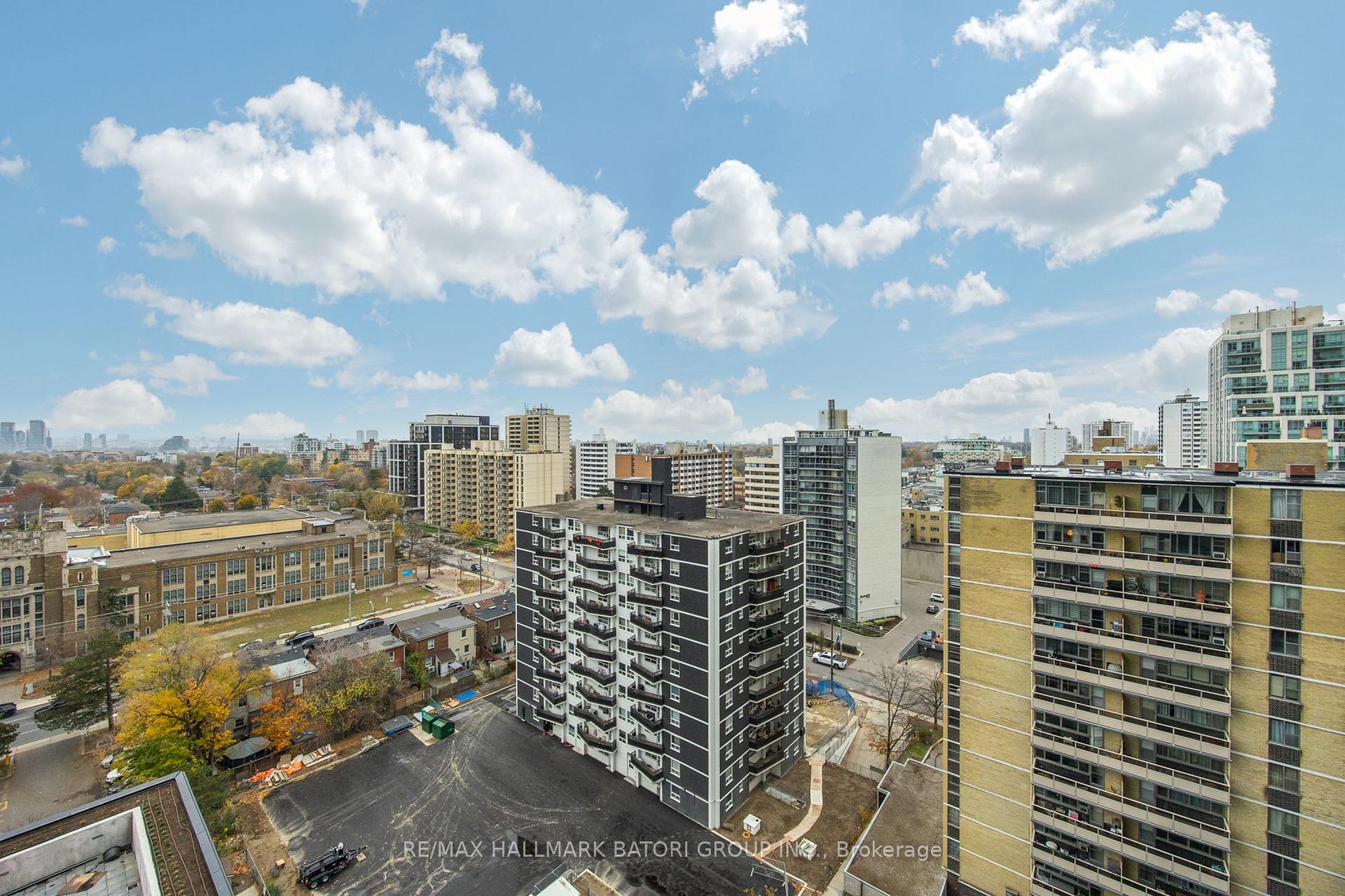 Photo 24 of Unit 1313, 127 Broadway Avenue, Toronto, Yonge-Eglinton — HOMEH
