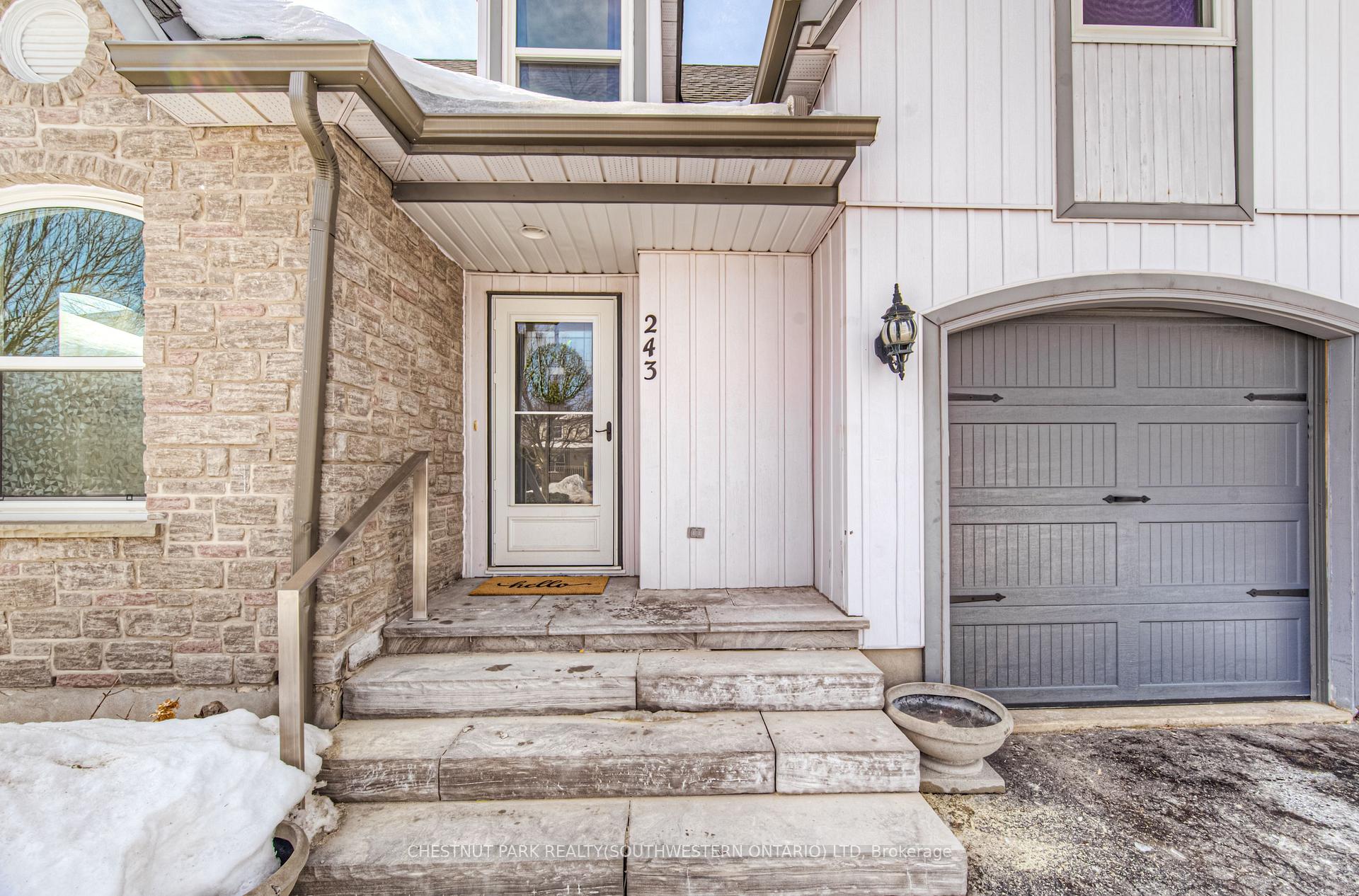 Photo 24 of 243 Dartmoor Crescent, Waterloo — HOMEH
