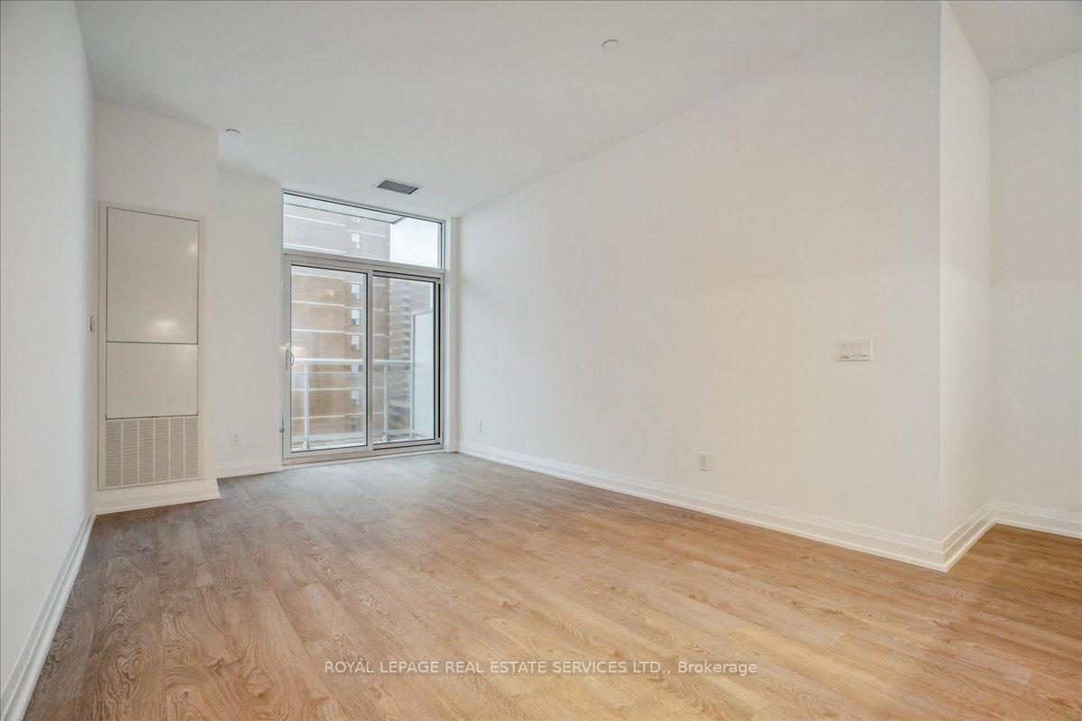 Photo 10 of Unit 1107, 286 Main Street, Toronto, East End-Danforth — HOMEH
