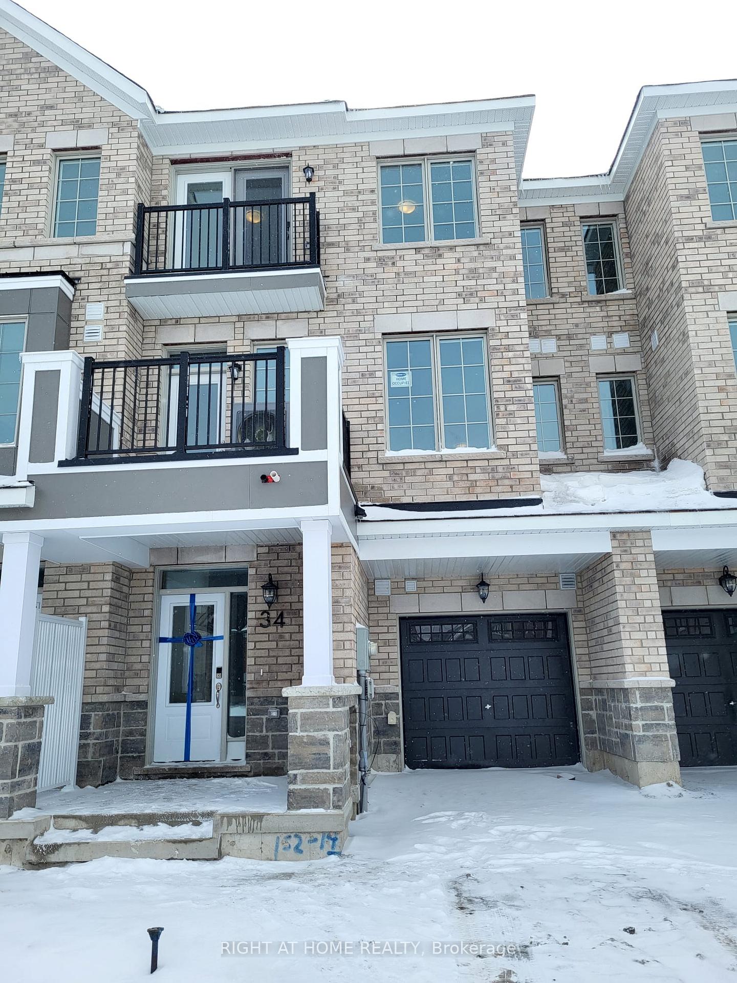 Photo 2 of 34 Ennerdale Street, Barrie, Rural Barrie Southwest — HOMEH