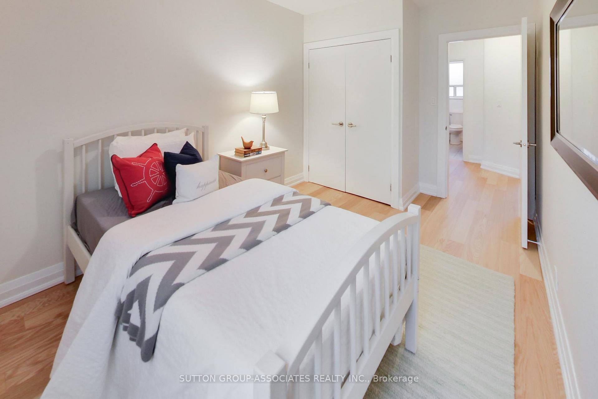Photo 32 of 504 Glenholme Avenue, Toronto, Oakwood Village — HOMEH