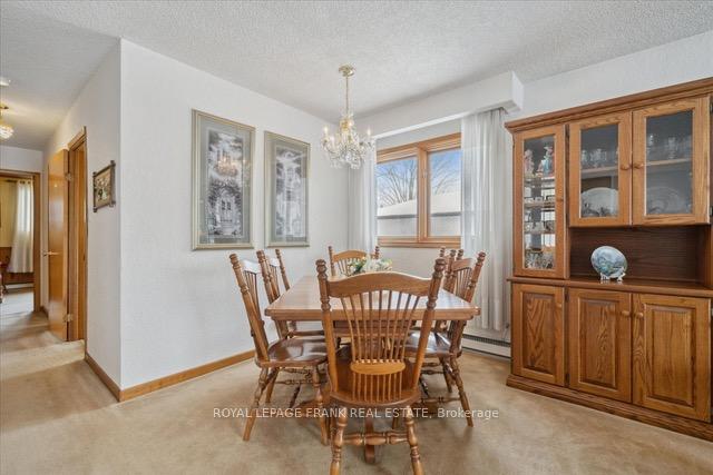 Photo 11 of 28 Third Avenue N, Uxbridge — HOMEH