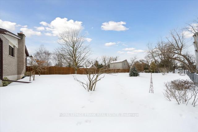 Photo 38 of 28 Third Avenue N, Uxbridge — HOMEH