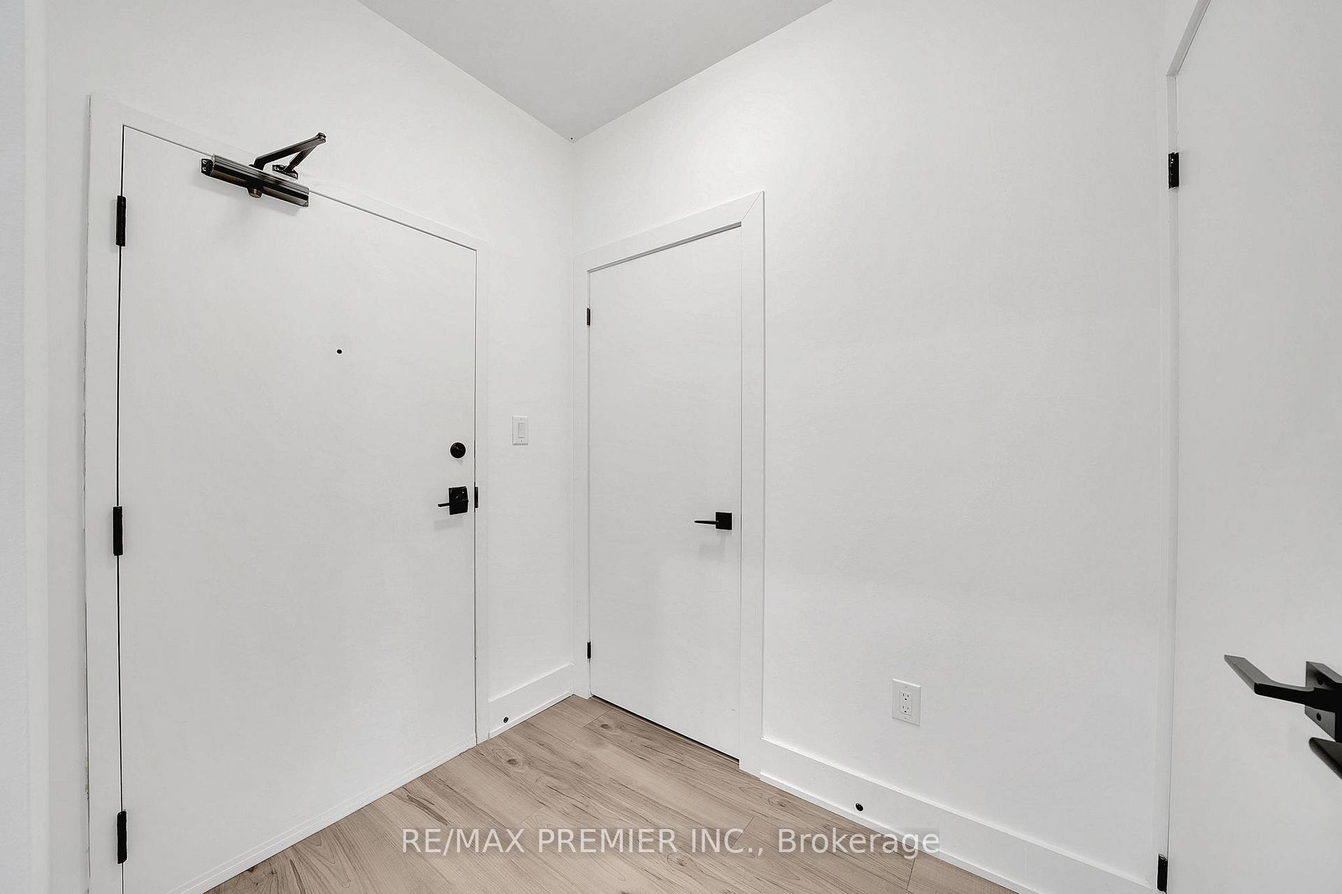 Photo 28 of Unit 103, 5 Chef Lane, Barrie, Rural Barrie Southwest — HOMEH