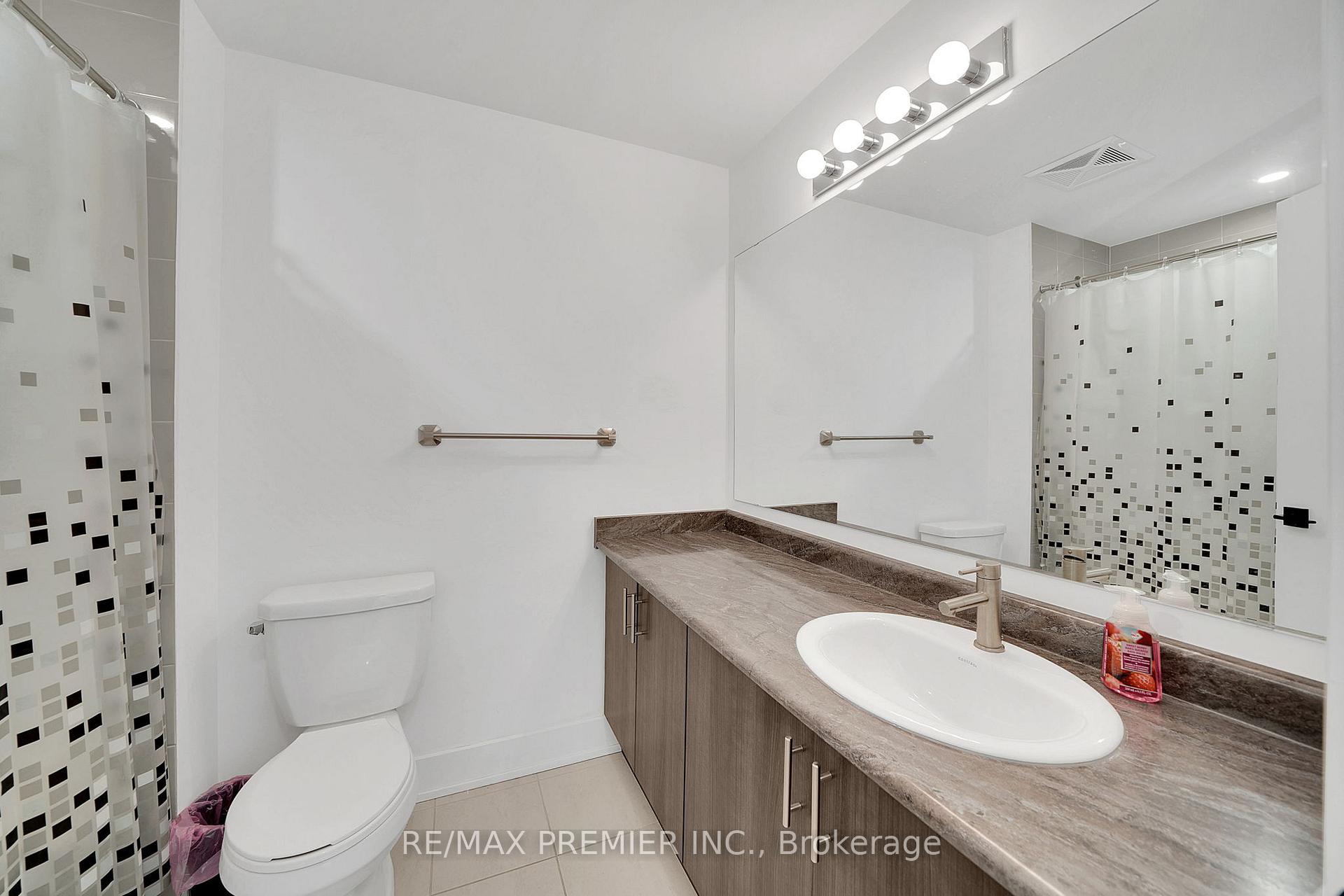 Photo 39 of Unit 103, 5 Chef Lane, Barrie, Rural Barrie Southwest — HOMEH