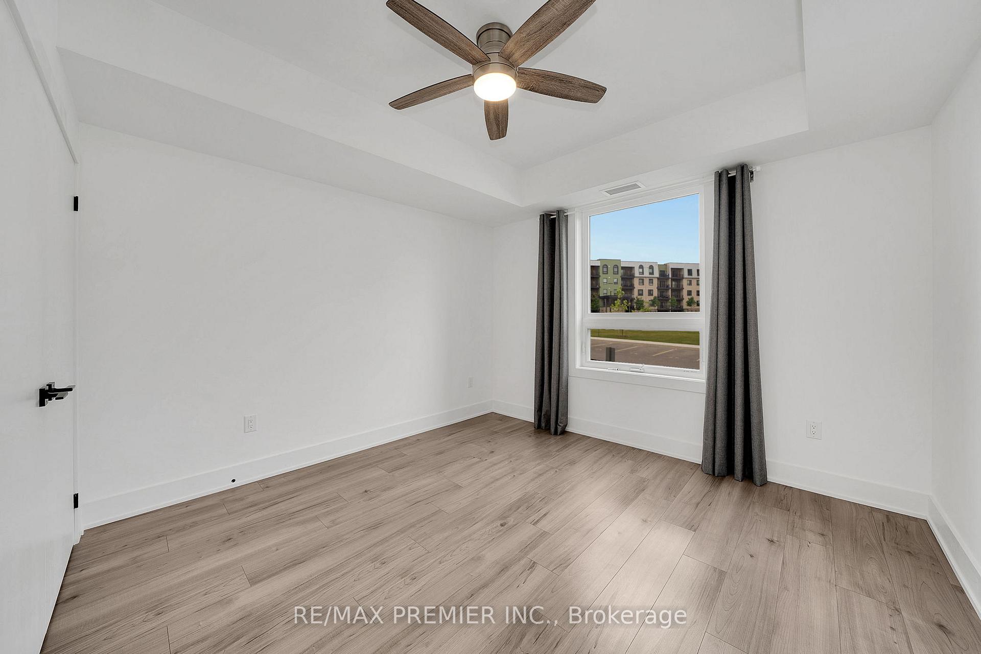 Photo 40 of Unit 103, 5 Chef Lane, Barrie, Rural Barrie Southwest — HOMEH