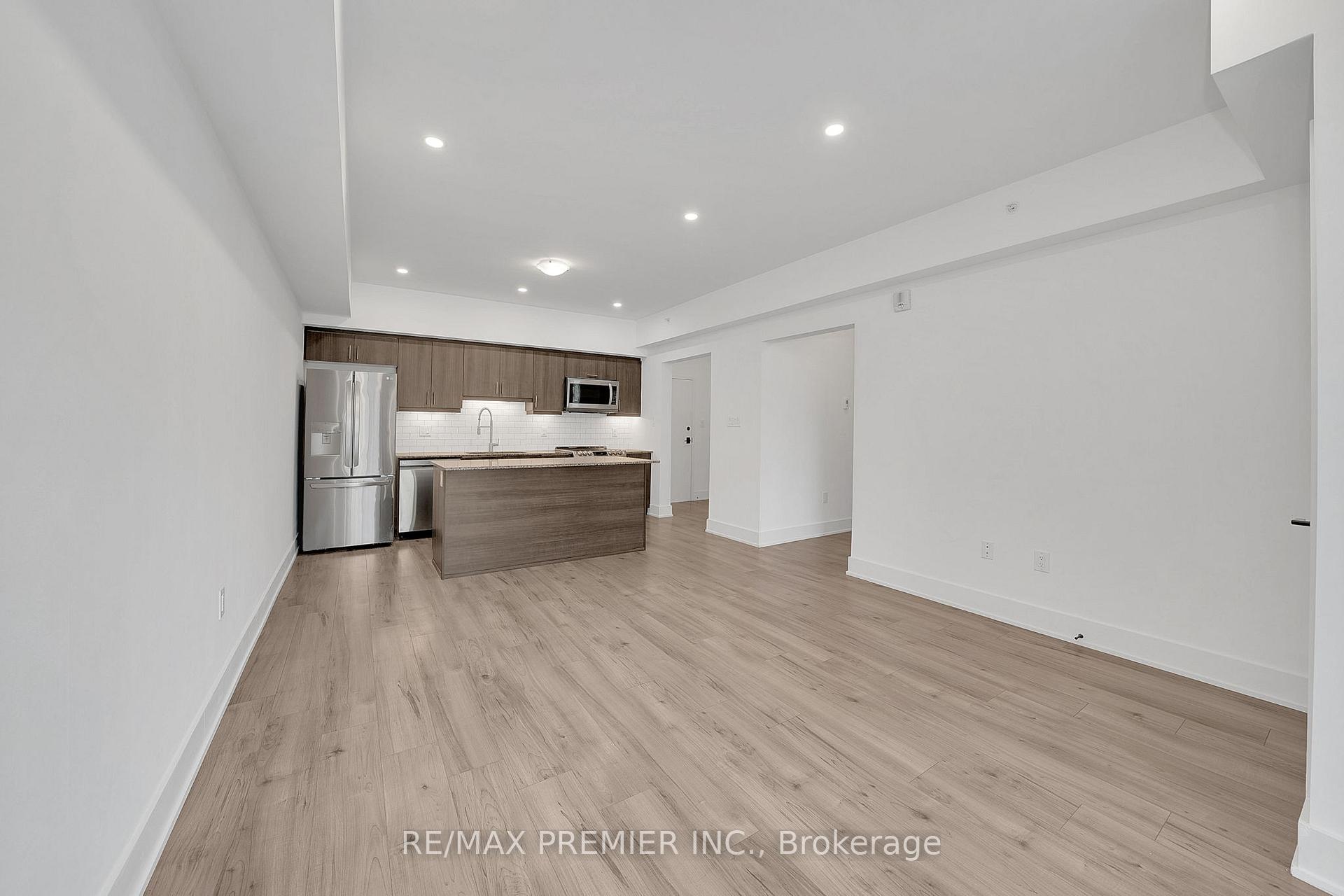 Photo 17 of Unit 103, 5 Chef Lane, Barrie, Rural Barrie Southwest — HOMEH