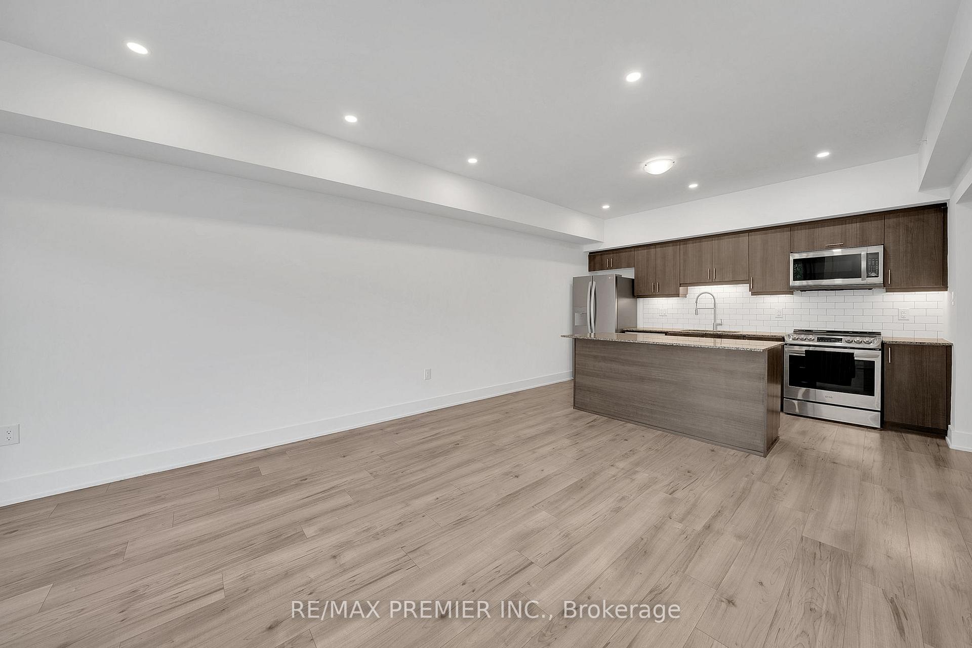 Photo 18 of Unit 103, 5 Chef Lane, Barrie, Rural Barrie Southwest — HOMEH