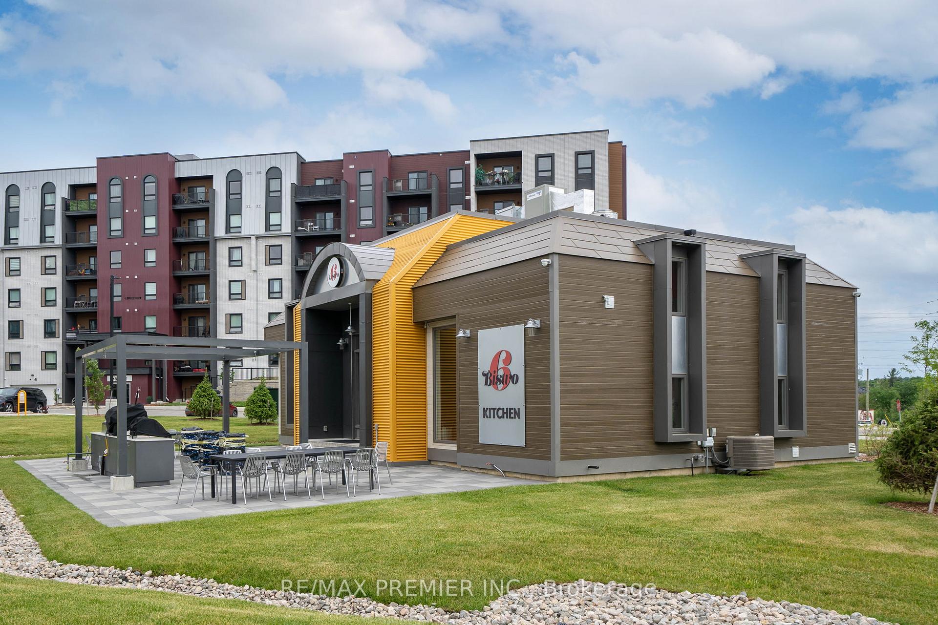 Photo 45 of Unit 103, 5 Chef Lane, Barrie, Rural Barrie Southwest — HOMEH