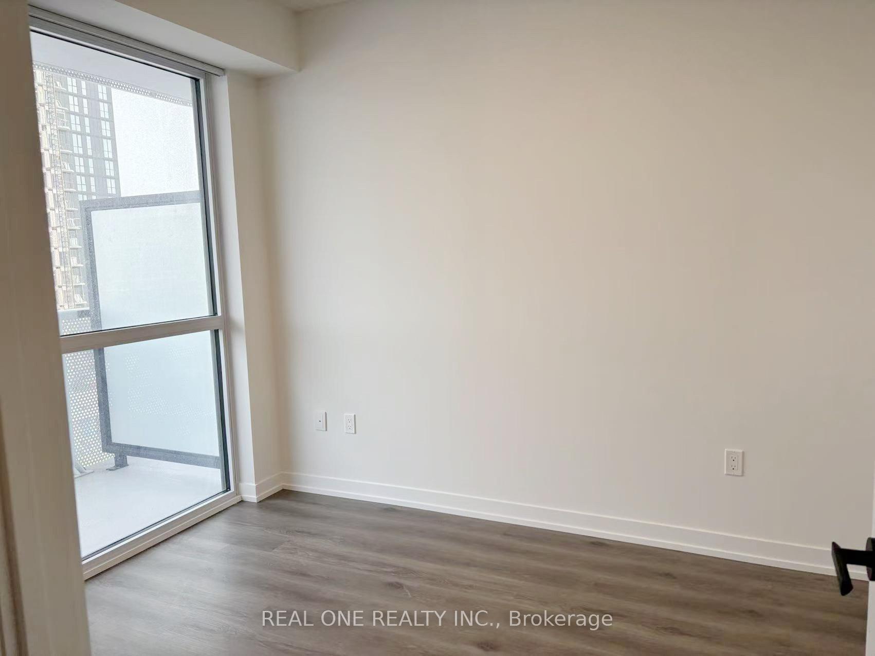 Photo 8 of Unit 901, 225 Commerce Street, Vaughan, Vaughan Corporate Centre — HOMEH
