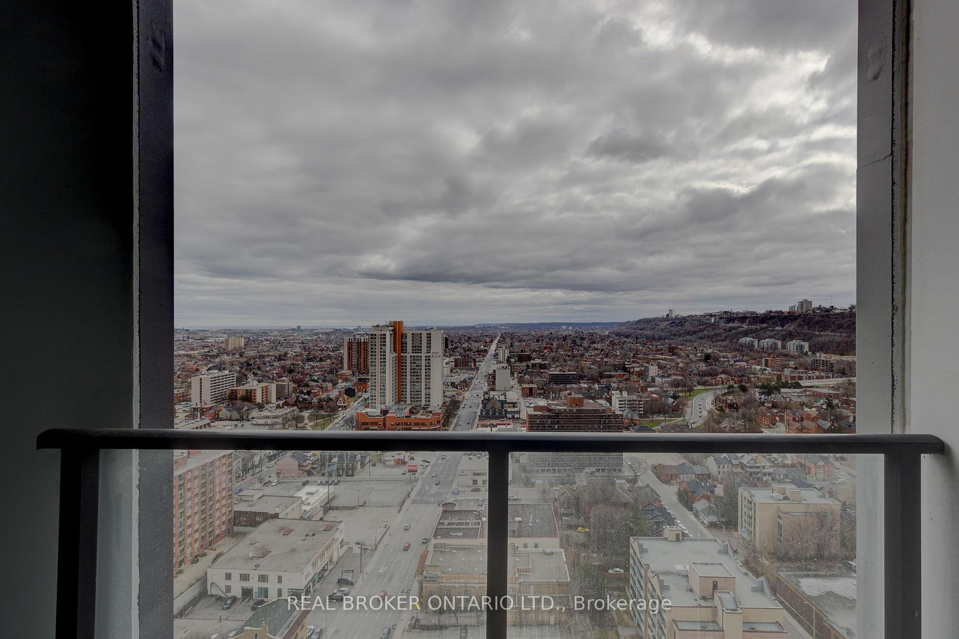 Photo 13 of Unit 2501, 49 Walnut Street S, Hamilton, Corktown — HOMEH