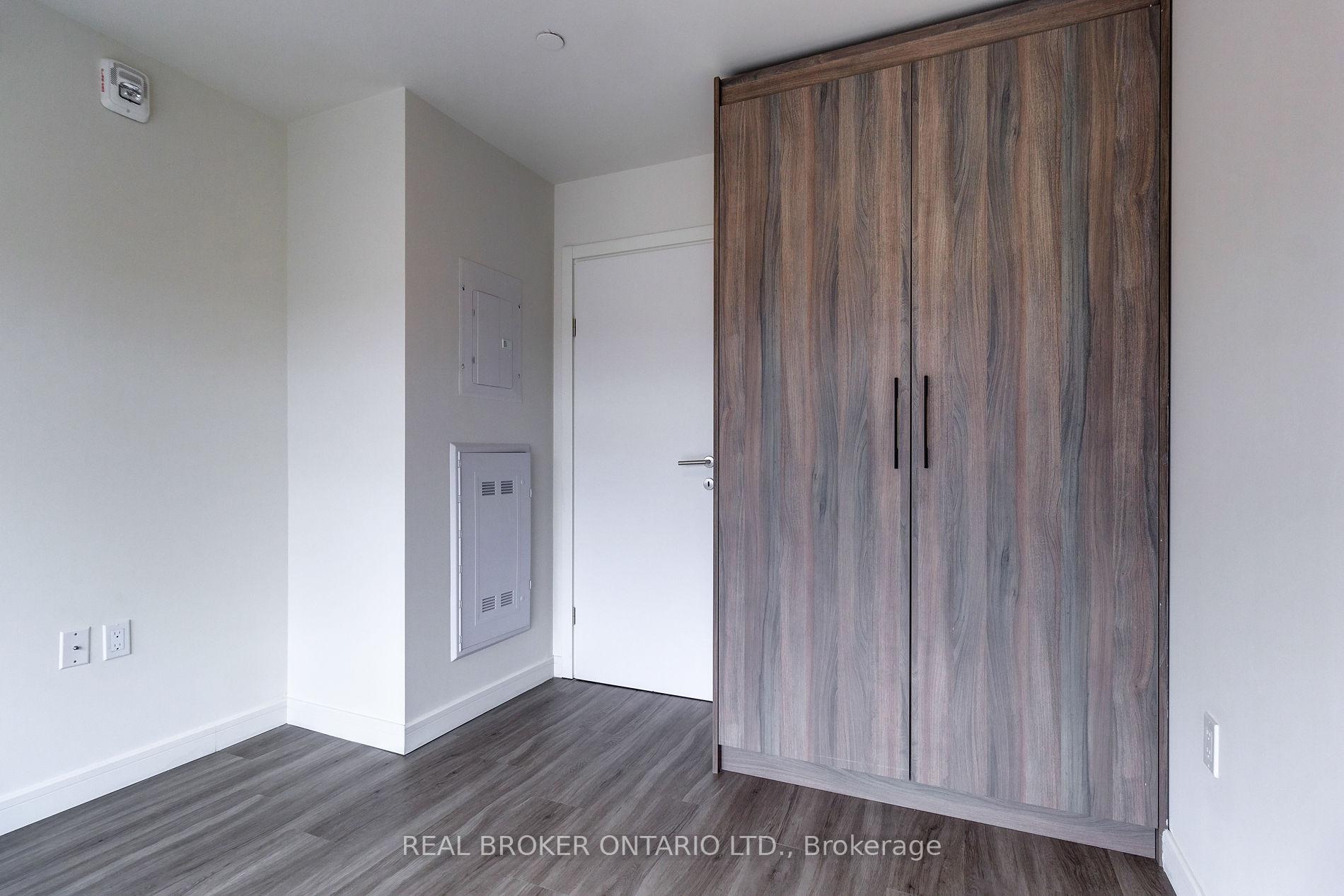 Photo 16 of Unit 2501, 49 Walnut Street S, Hamilton, Corktown — HOMEH