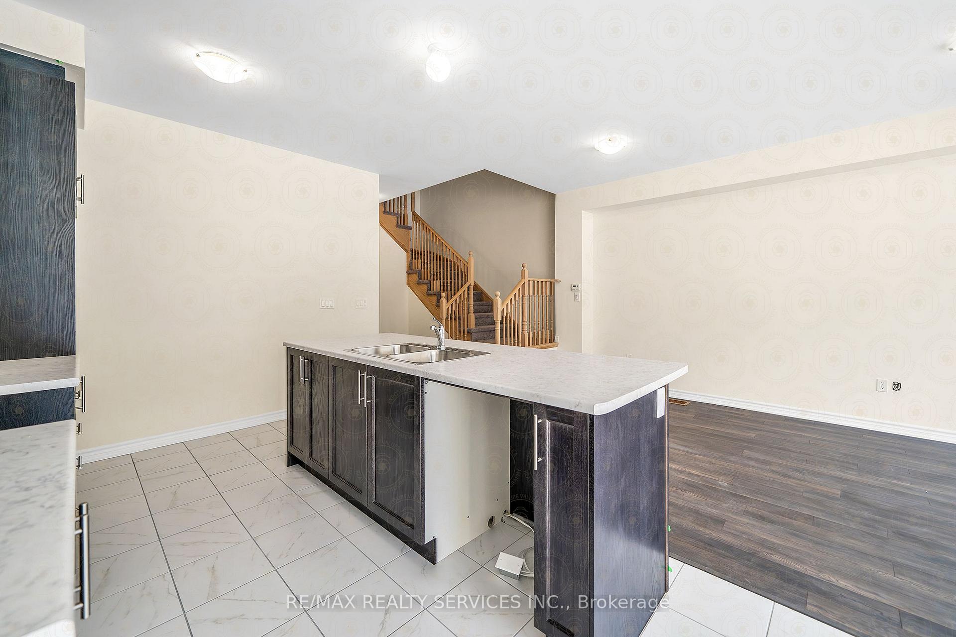 Photo 19 of 116 Robin Trail, Scugog, Port Perry — HOMEH
