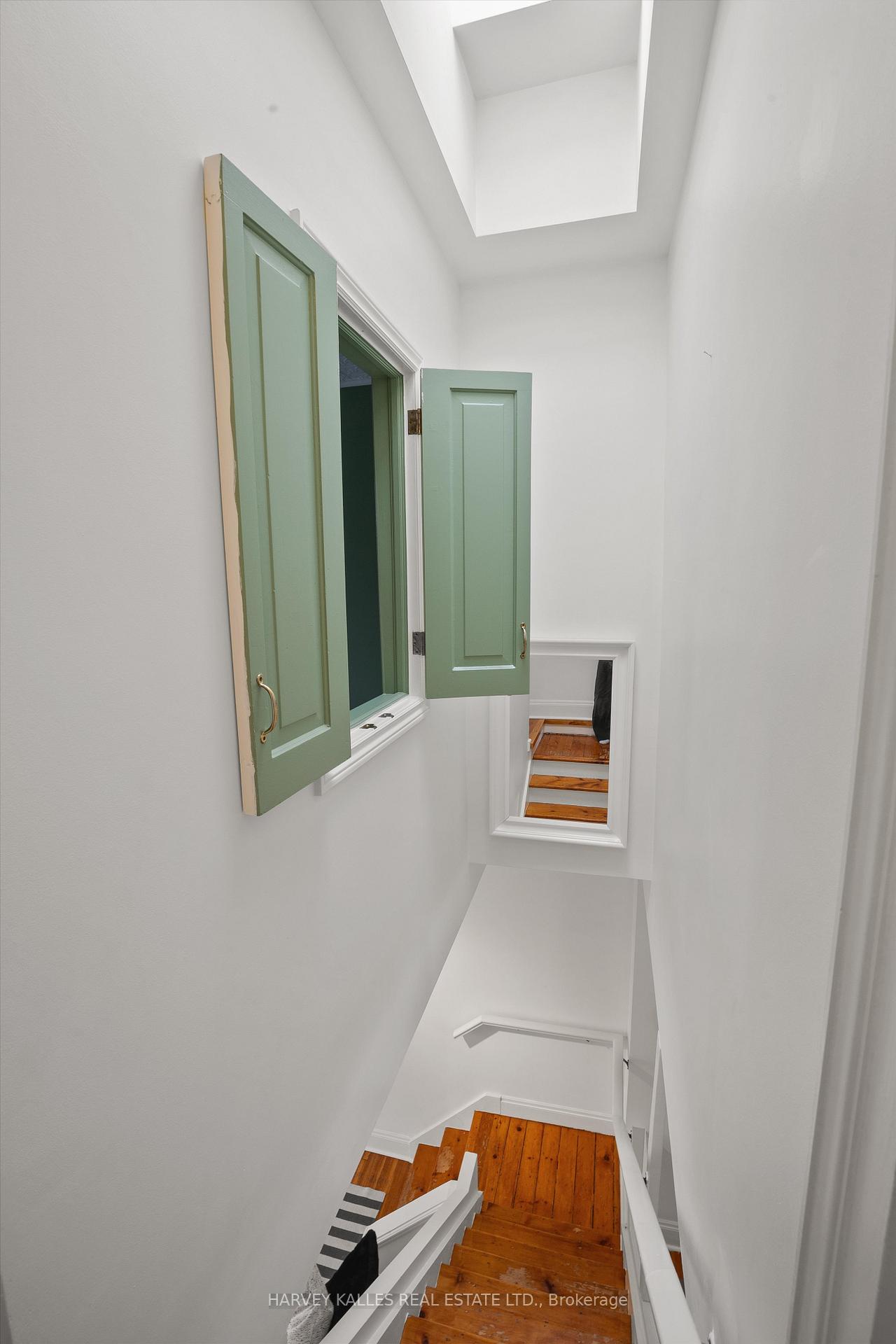 Photo 21 of 317 Bain Avenue, Toronto, Blake-Jones — HOMEH