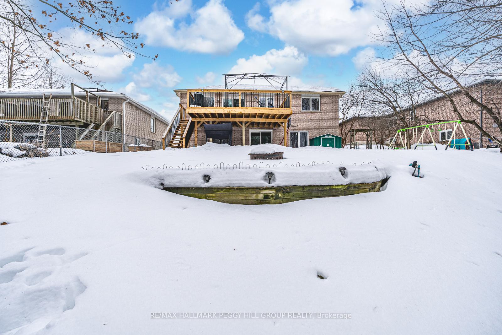 Photo 18 of 156 Mapleton Avenue, Barrie, Holly — HOMEH