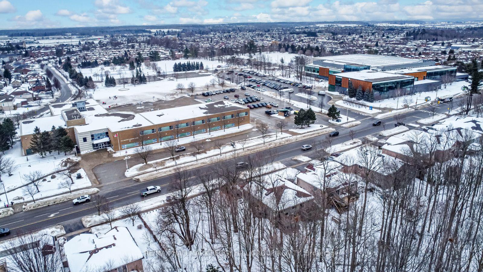Photo 21 of 156 Mapleton Avenue, Barrie, Holly — HOMEH