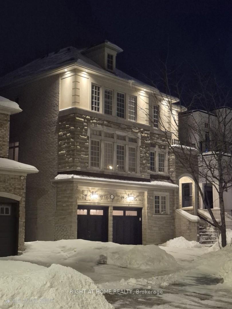 Photo 3 of 165 Wallenberg Drive, Vaughan, Maple — HOMEH