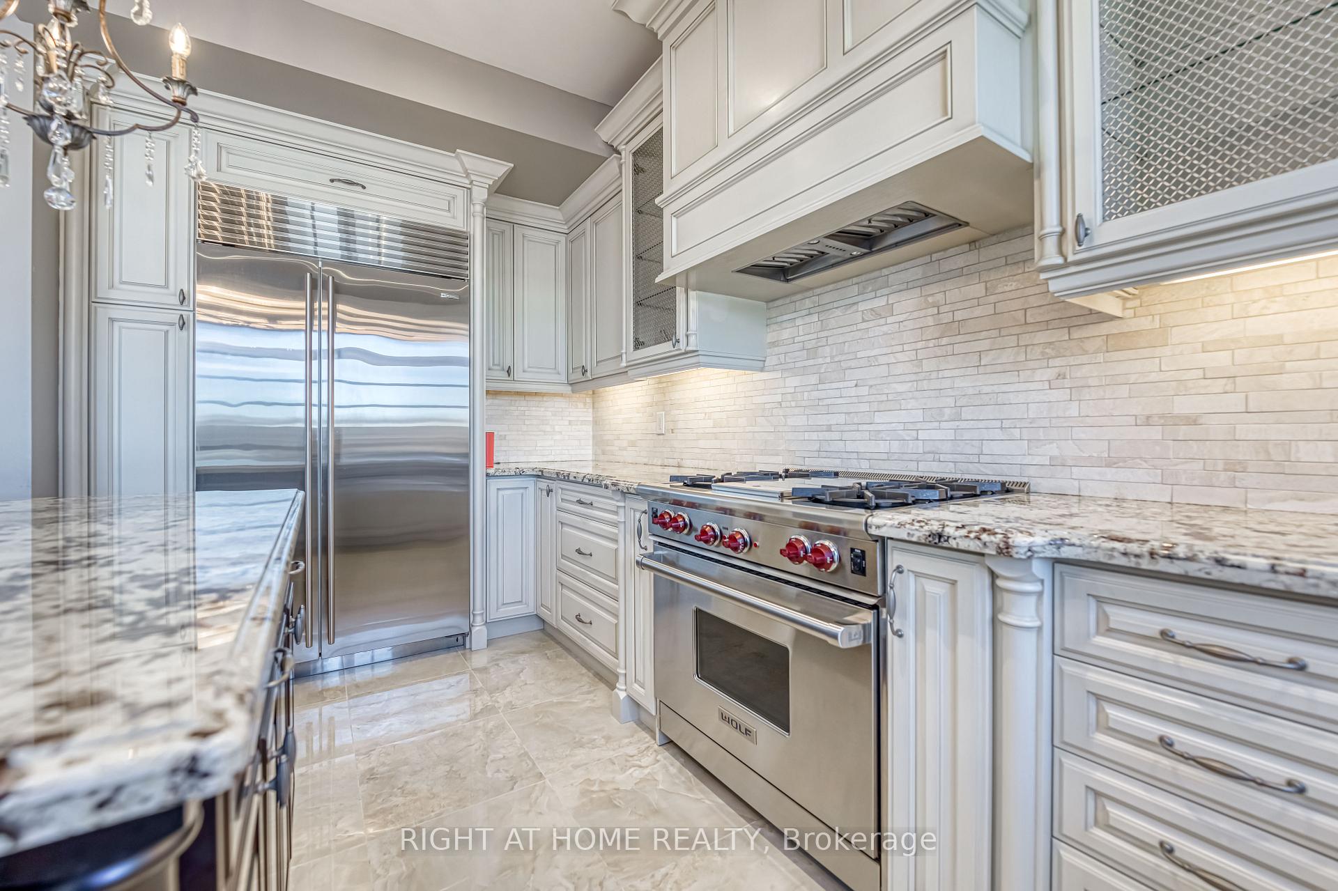 Photo 11 of 165 Wallenberg Drive, Vaughan, Maple — HOMEH