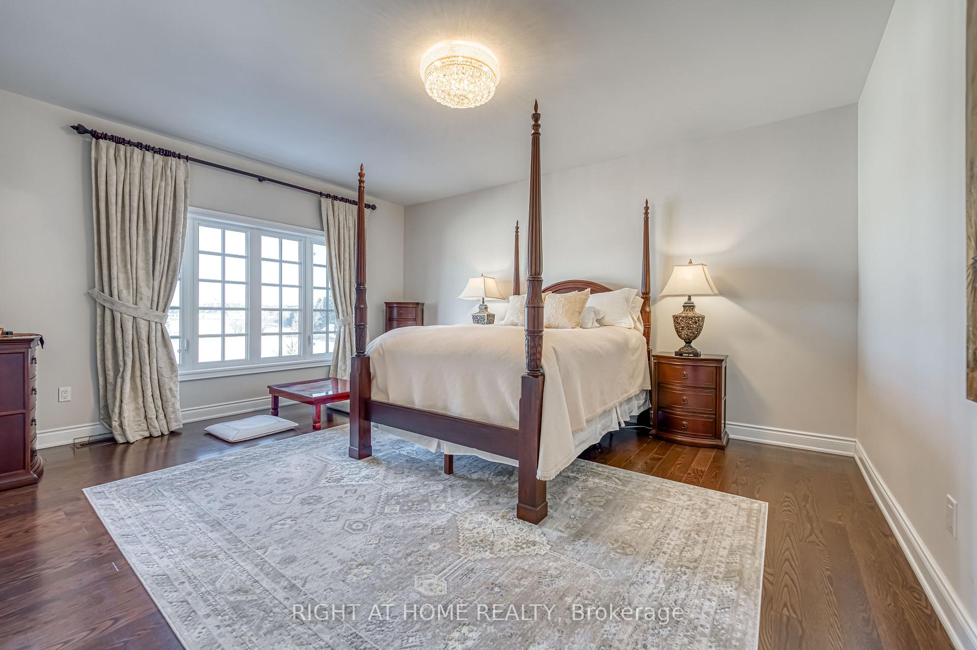 Photo 14 of 165 Wallenberg Drive, Vaughan, Maple — HOMEH
