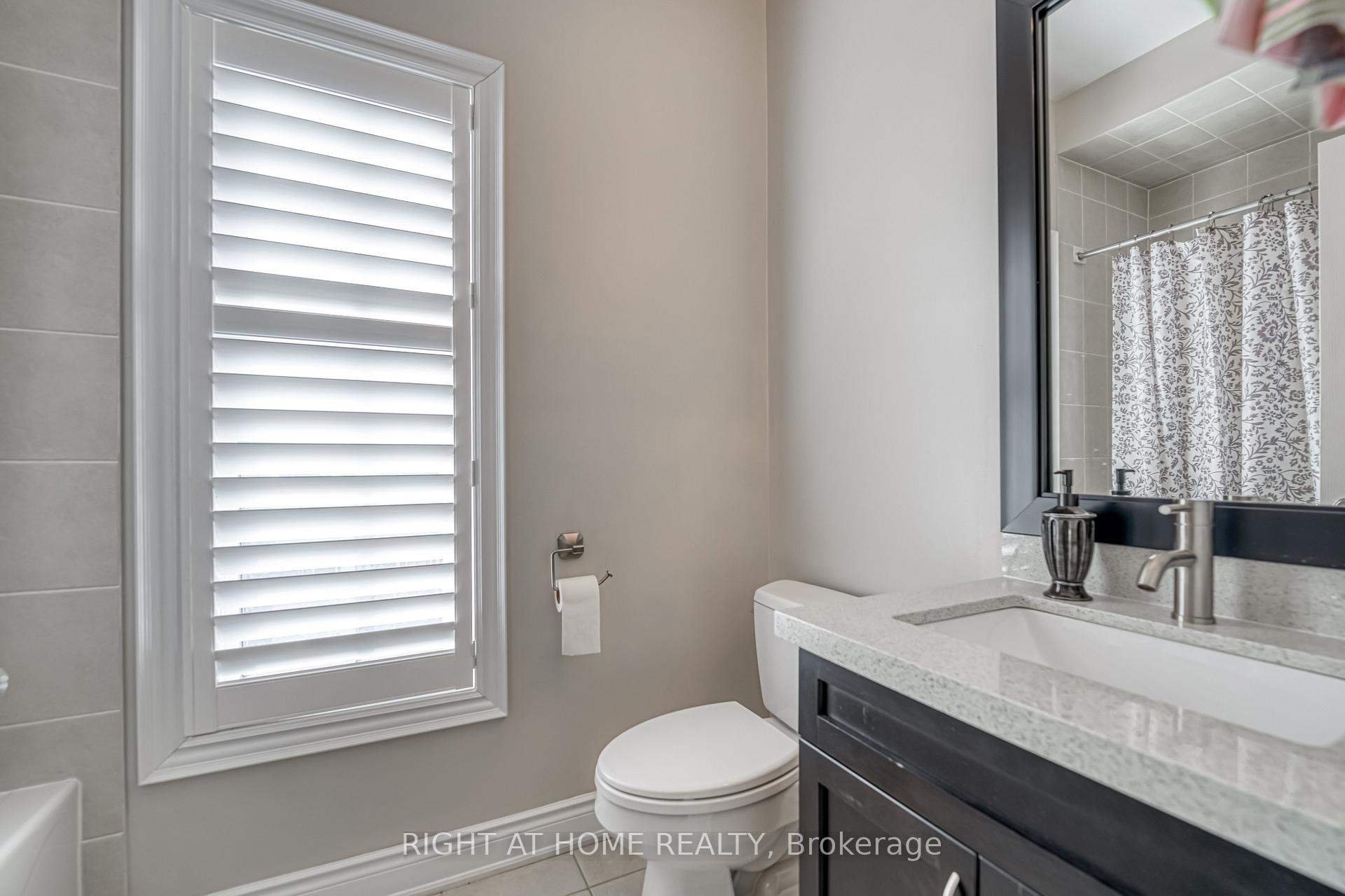 Photo 20 of 165 Wallenberg Drive, Vaughan, Maple — HOMEH