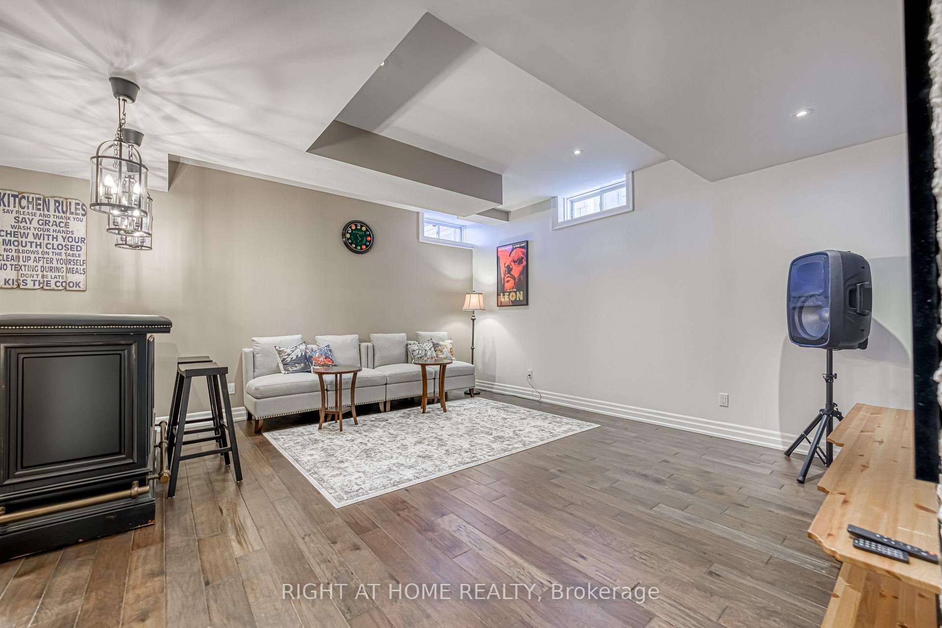 Photo 27 of 165 Wallenberg Drive, Vaughan, Maple — HOMEH