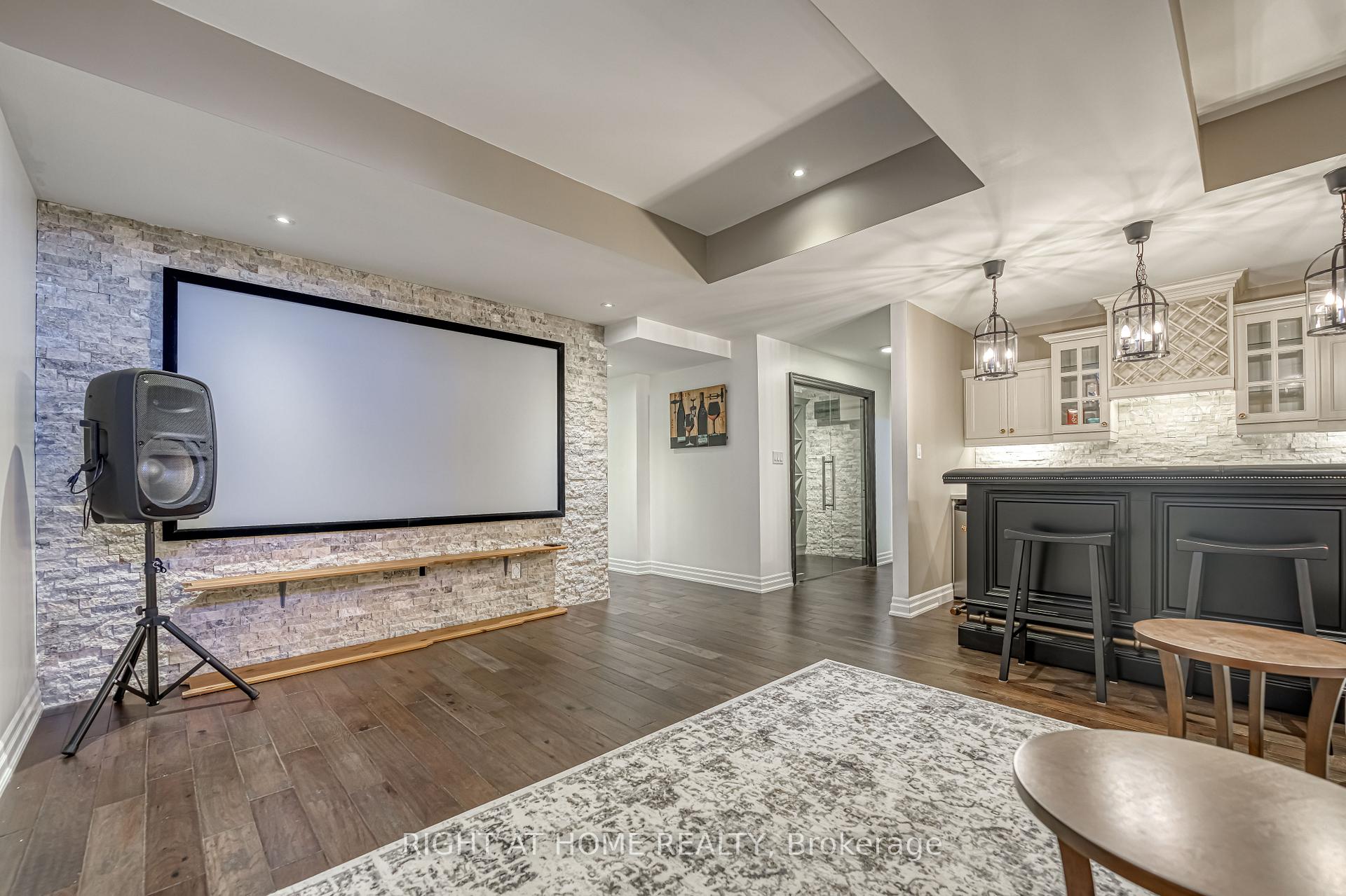 Photo 28 of 165 Wallenberg Drive, Vaughan, Maple — HOMEH
