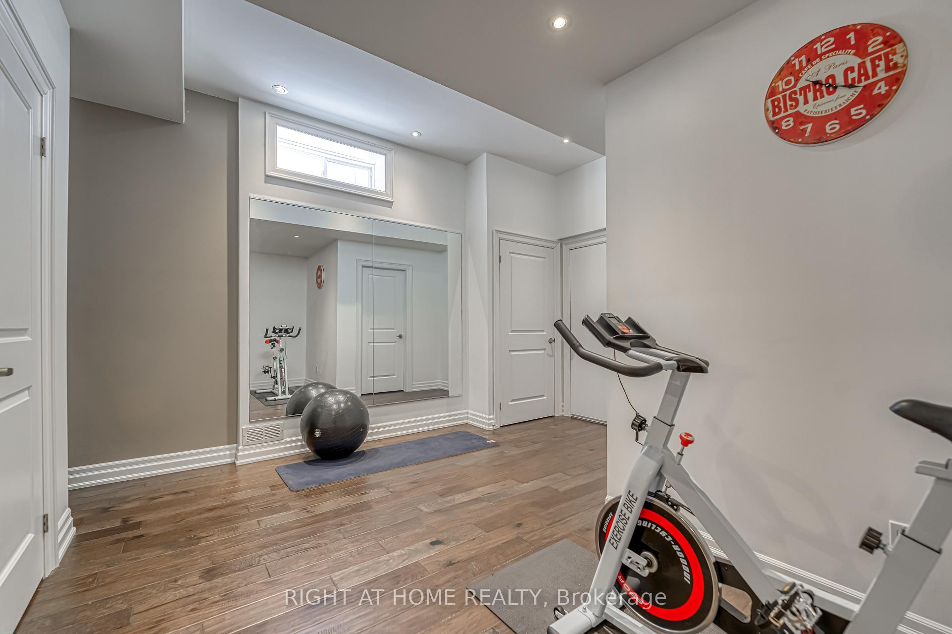 Photo 32 of 165 Wallenberg Drive, Vaughan, Maple — HOMEH