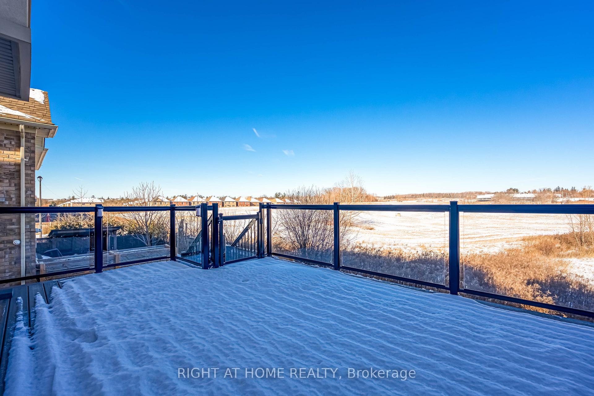 Photo 35 of 165 Wallenberg Drive, Vaughan, Maple — HOMEH