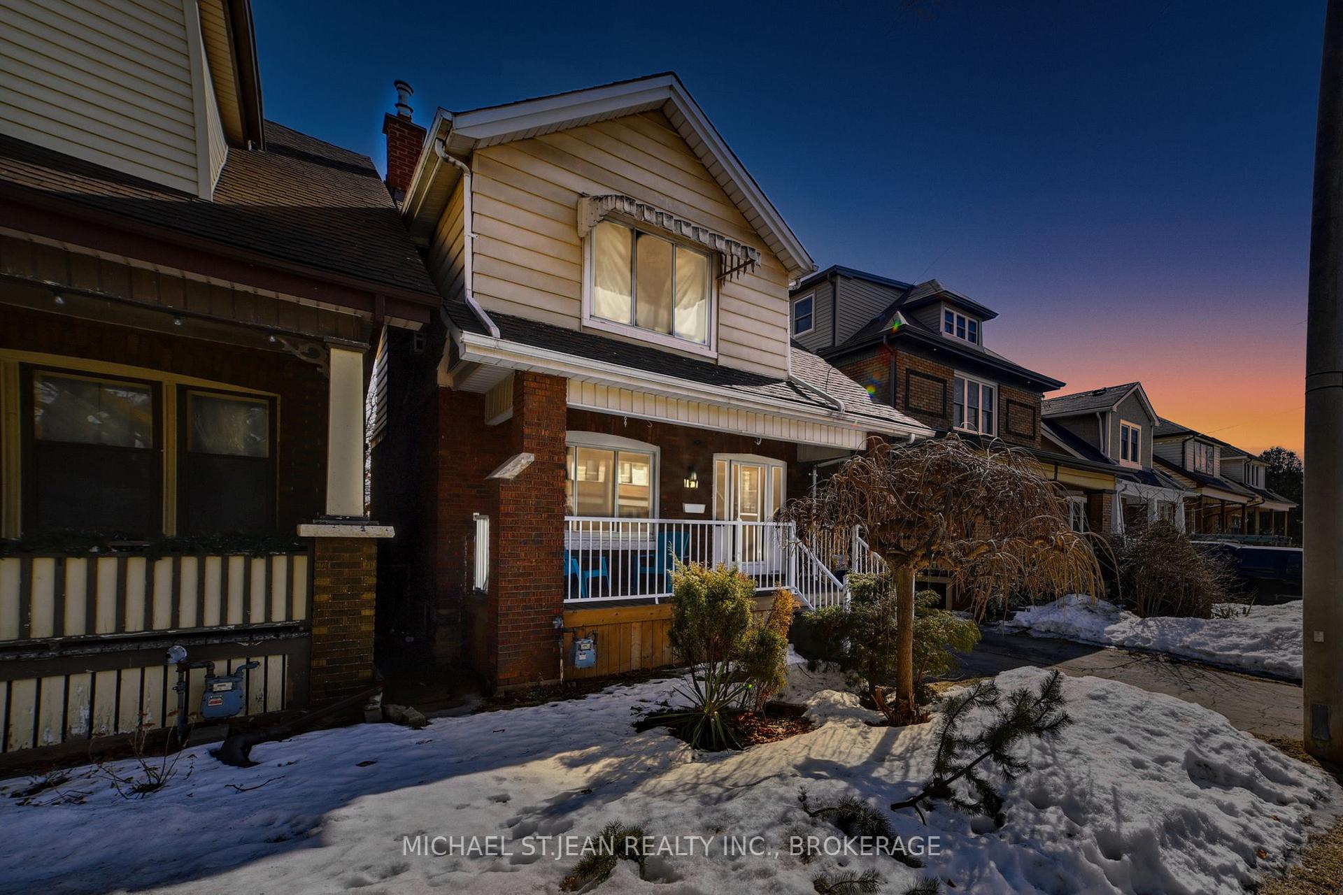 Photo 1 of 102 Balmoral Avenue N, Hamilton, Crown Point — HOMEH