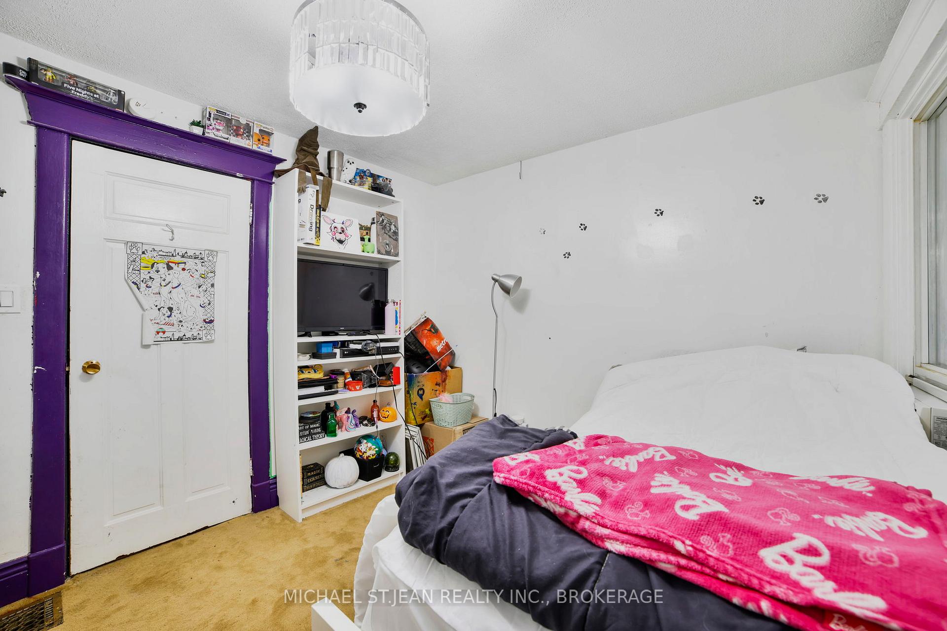 Photo 15 of 102 Balmoral Avenue N, Hamilton, Crown Point — HOMEH
