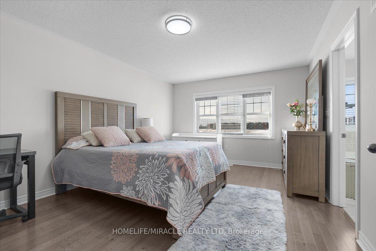 Photo 41 of 4 Hogan Manor Drive, Brampton, Northwest Brampton — HOMEH