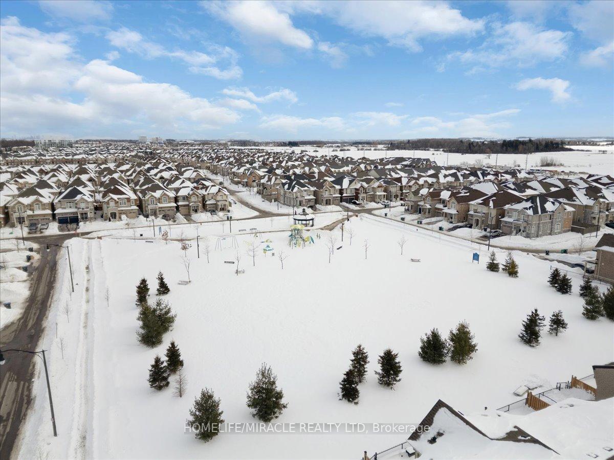 Photo 84 of 4 Hogan Manor Drive, Brampton, Northwest Brampton — HOMEH