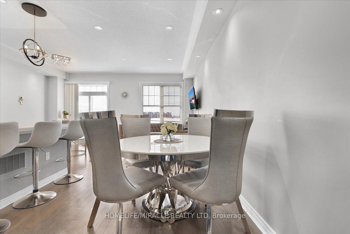 Photo 26 of 4 Hogan Manor Drive, Brampton, Northwest Brampton — HOMEH