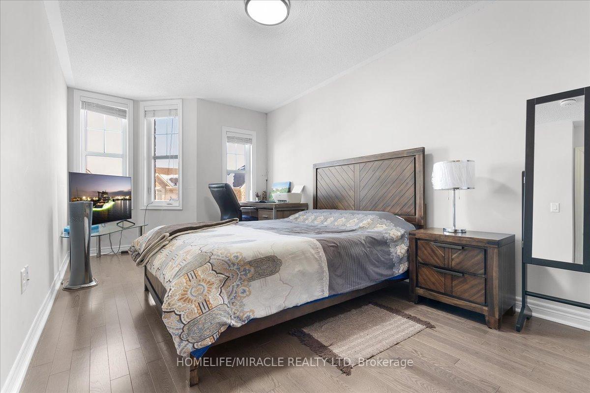 Photo 70 of 4 Hogan Manor Drive, Brampton, Northwest Brampton — HOMEH