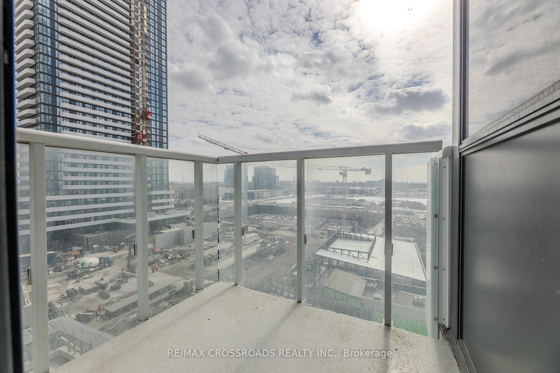 Photo 14 of Unit 702, 225 Commerce Street, Vaughan, Vaughan Corporate Centre — HOMEH
