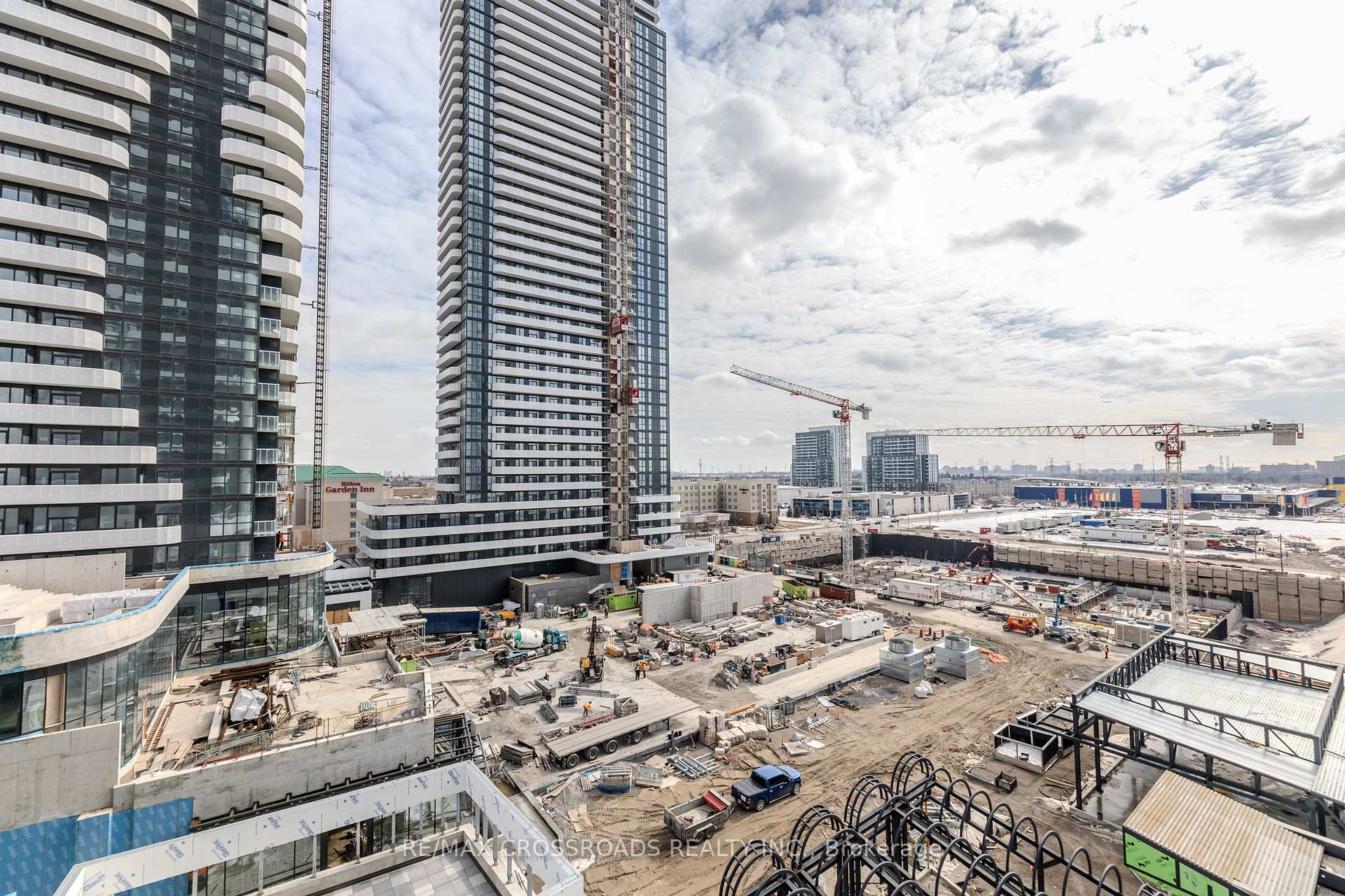 Photo 15 of Unit 702, 225 Commerce Street, Vaughan, Vaughan Corporate Centre — HOMEH