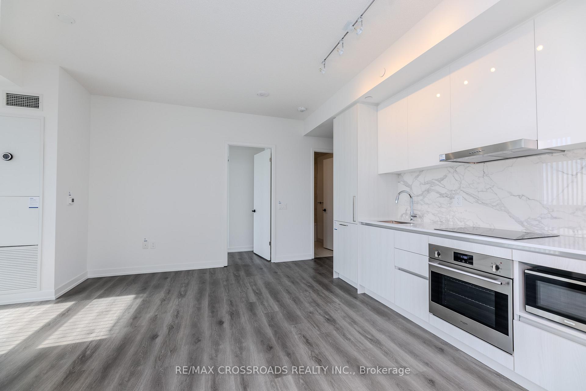 Photo 17 of Unit 702, 225 Commerce Street, Vaughan, Vaughan Corporate Centre — HOMEH