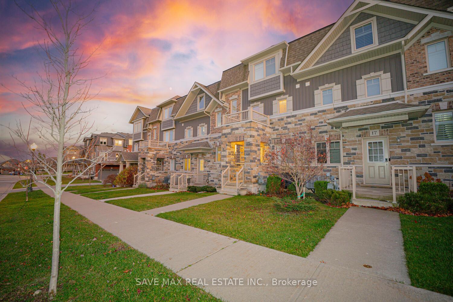 Photo 4 of 15 Eliza Avenue N, Kitchener, Larentian West — HOMEH