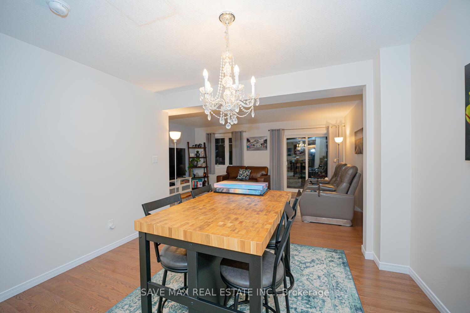 Photo 19 of 15 Eliza Avenue N, Kitchener, Larentian West — HOMEH