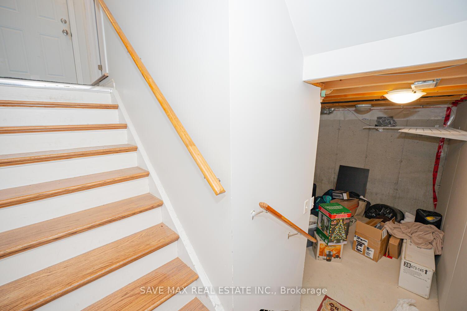 Photo 87 of 15 Eliza Avenue N, Kitchener, Larentian West — HOMEH