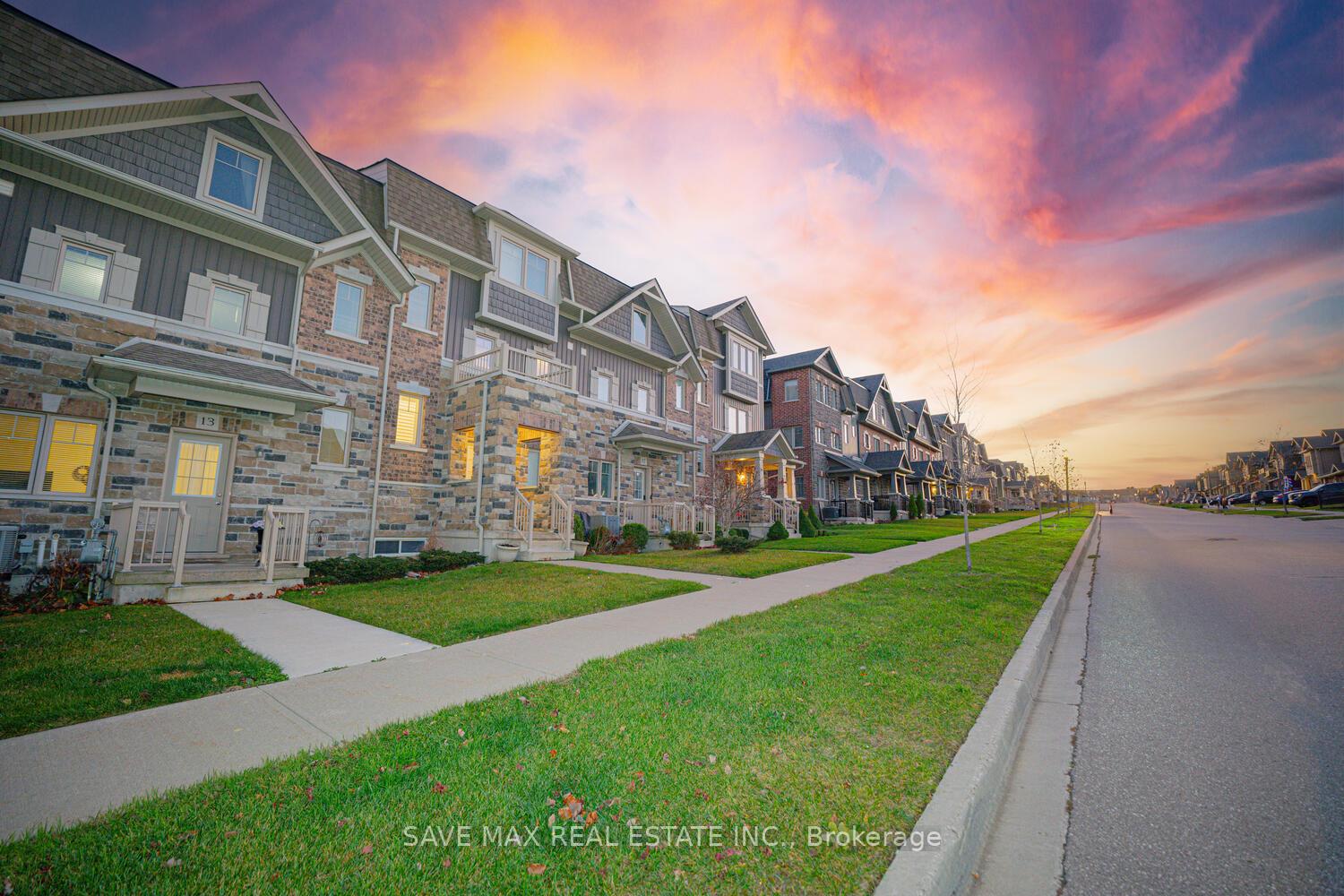 Photo 22 of 15 Eliza Avenue N, Kitchener, Larentian West — HOMEH