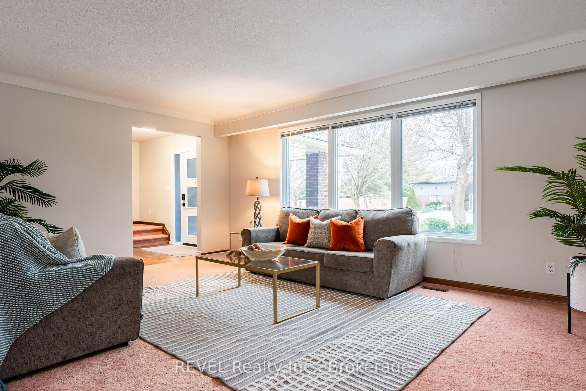 Photo 7 of 76 Spring Garden Boulevard, St. Catharines, Lakeshore — HOMEH