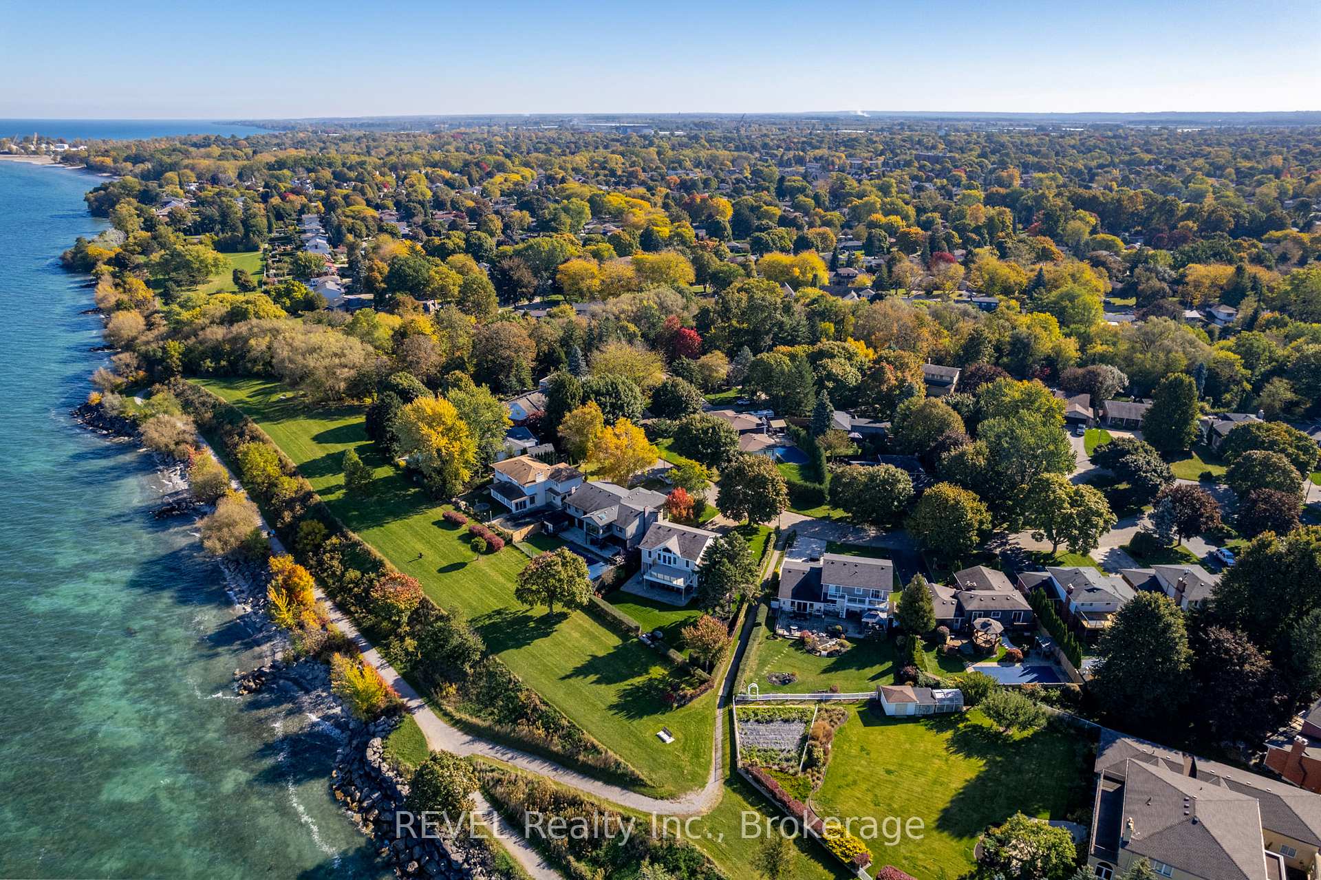 Photo 35 of 76 Spring Garden Boulevard, St. Catharines, Lakeshore — HOMEH