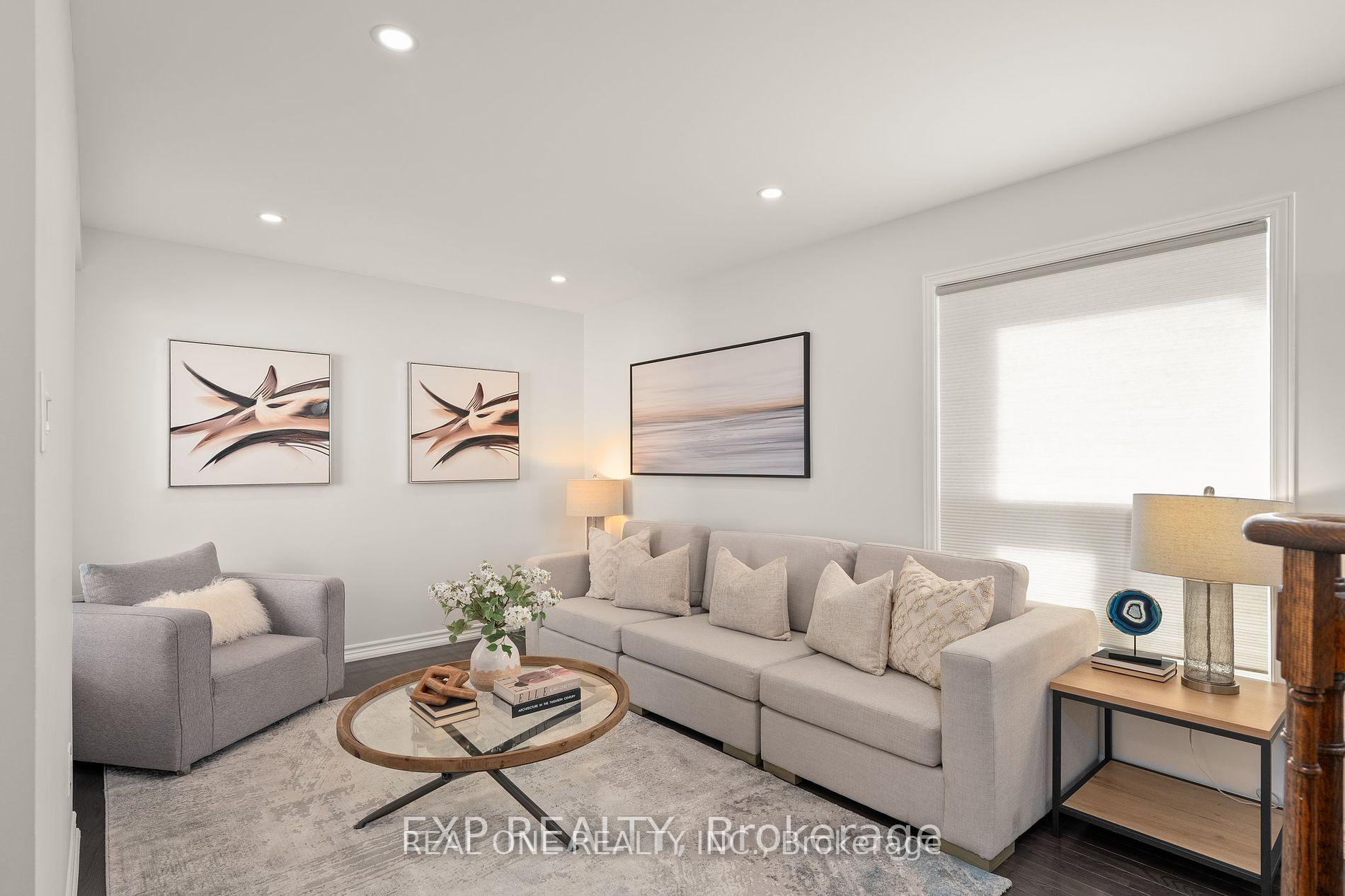 Photo 5 of 42 Buttonwood Trail, Aurora, Aurora Highlands — HOMEH