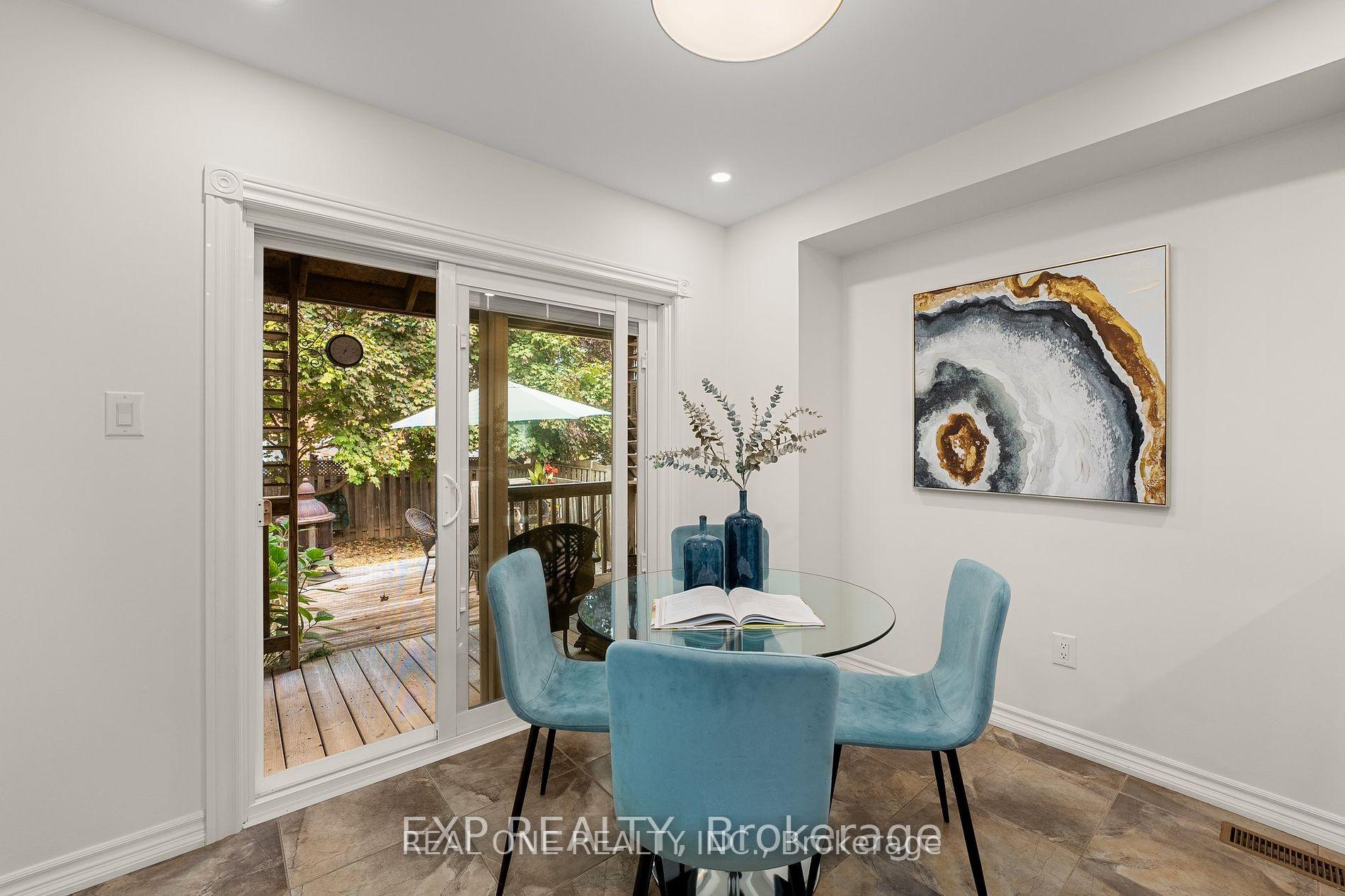 Photo 10 of 42 Buttonwood Trail, Aurora, Aurora Highlands — HOMEH