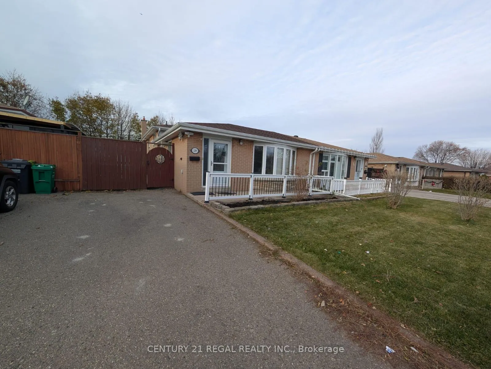Front of 109 Brentwood Drive