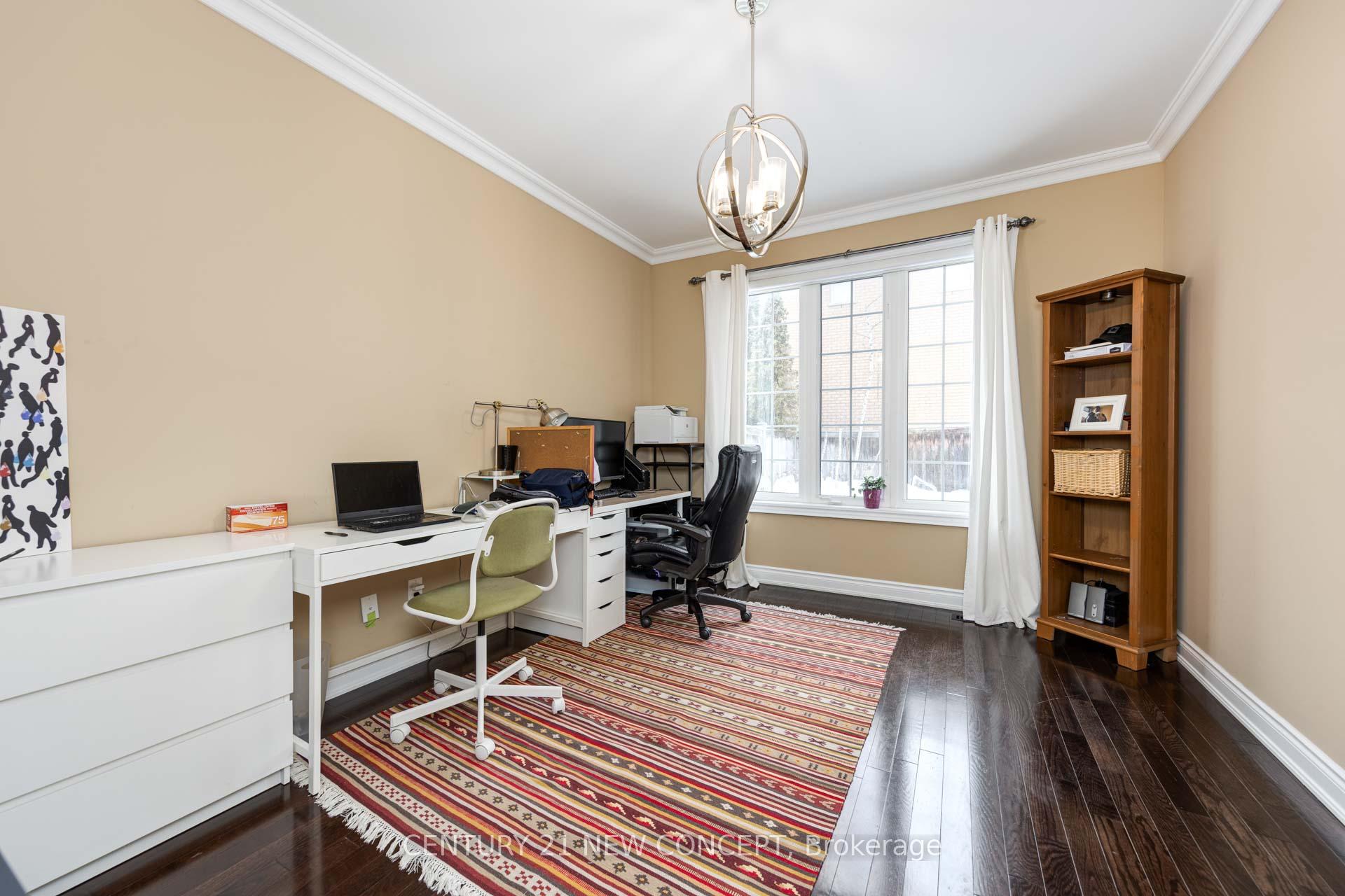 Photo 10 of 8 Sir Angelo Way, Vaughan, Patterson — HOMEH